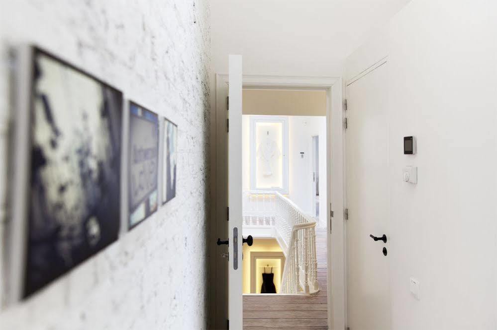 Maison Nationale City Flats & Suites Anversa Esterno foto Interior of the house